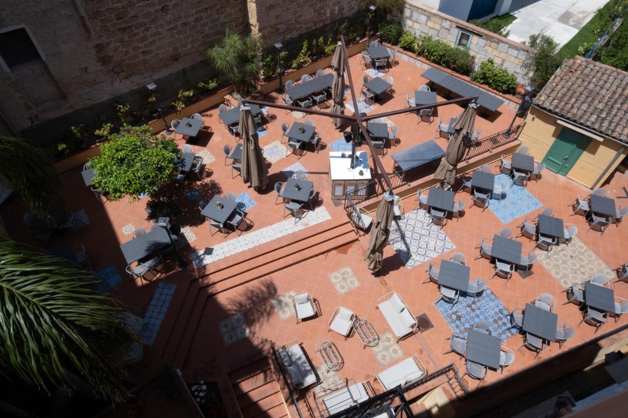 Hotel Borgo Di Ciaula Santa Flavia Exteriör bild